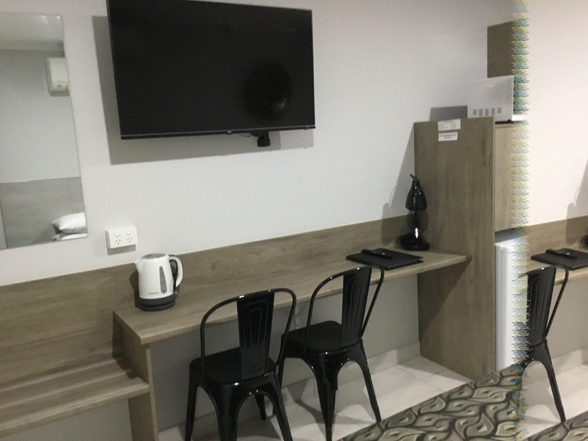 Golden Palms Motor Inn Бандаберг Екстериор снимка