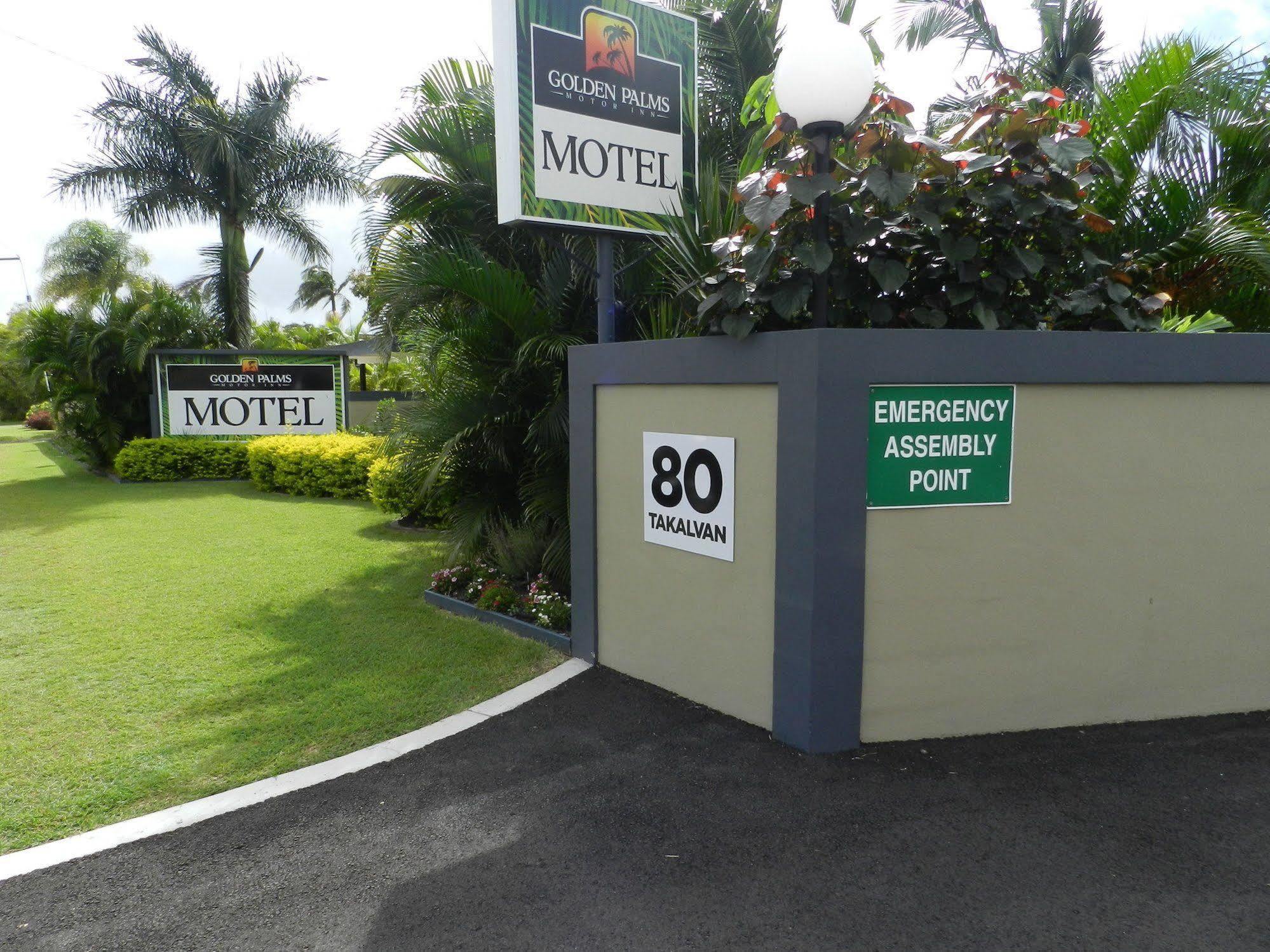 Golden Palms Motor Inn Бандаберг Екстериор снимка